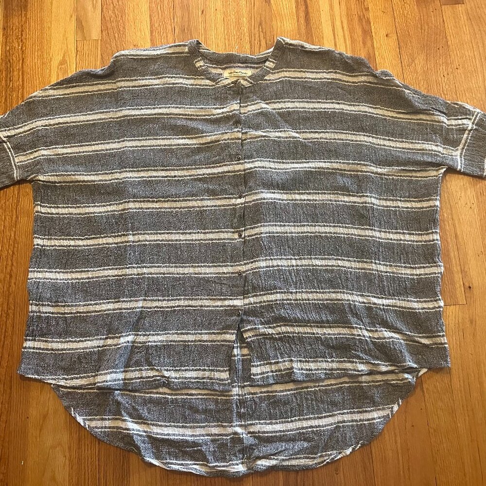 We The Free Grey/Cream Oversized High/Low Short Sleeve Top - Small